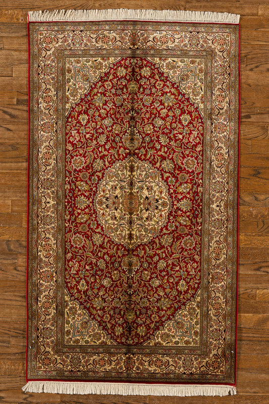 SILK, TABRIZ, RED (Rectangle) Origin: INDIA , Hand,knotted