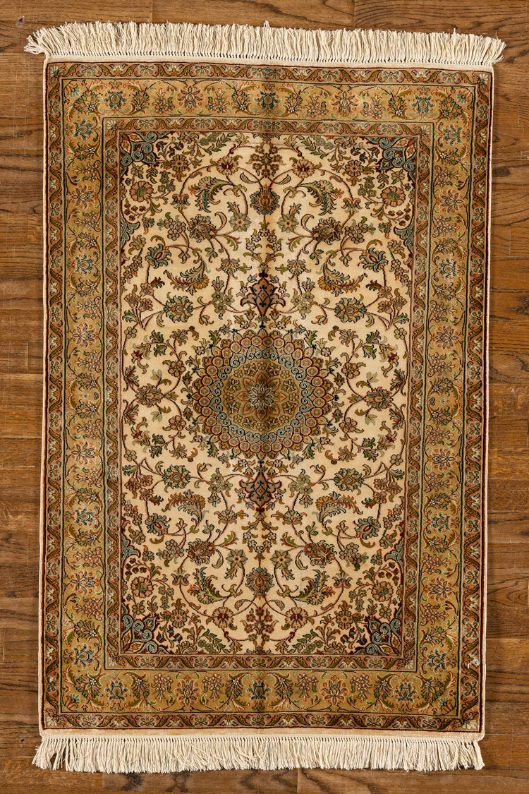SILK, DESIGN, BLUE (Rectangle) Origin: INDIA , Hand,knotted