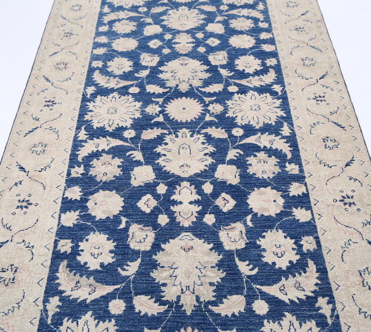 Hand Knotted Serenity Wool Rug - 3'11'' x 10'5''