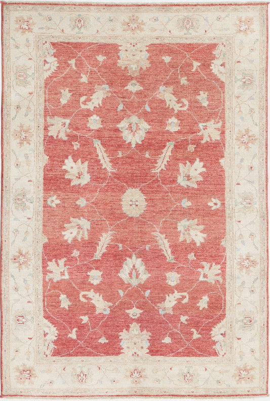 Hand Knotted Serenity Wool Rug - 4'1'' x 6'0''