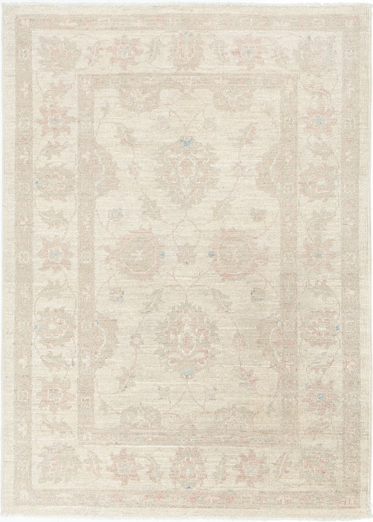 Hand Knotted Serenity Wool Rug - 2'9'' x 3'11''