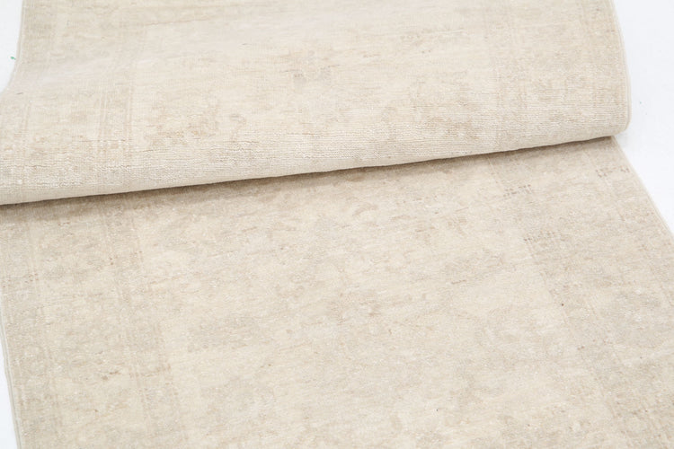 Hand Knotted Serenity Wool Rug - 2'6'' x 9'5''