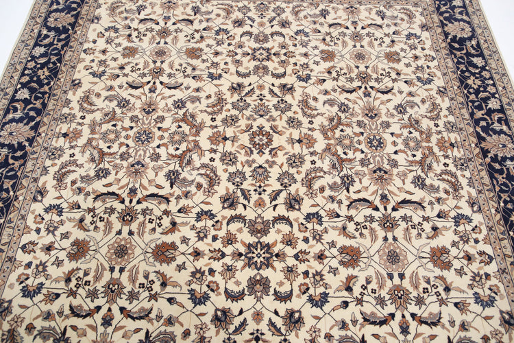 Hand Knotted Heritage Fine Persian Style Wool Rug - 6'8'' x 6'8''