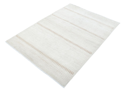 Hand Knotted Serenity Artemix Wool Rug - 3'11'' x 5'7''