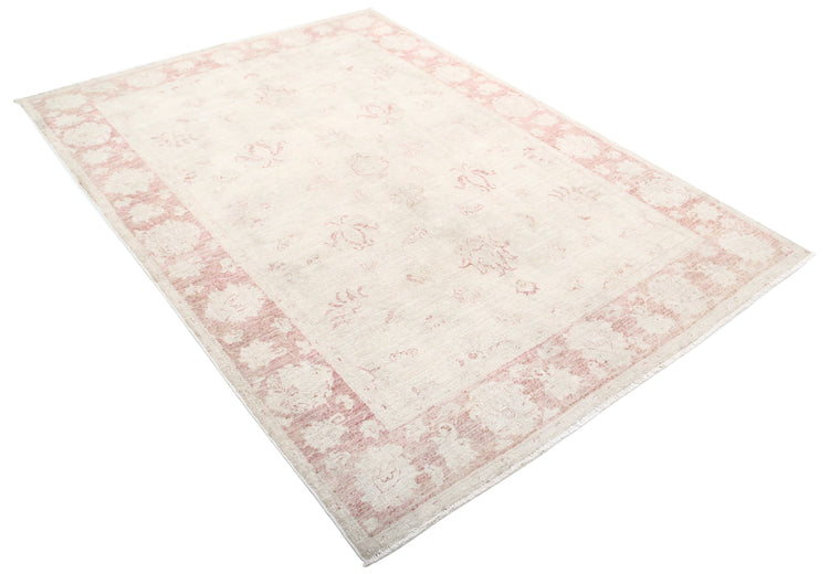 Traditional Hand Knotted Serenity Farhan Wool Rug of Size 5'3'' X 7'3'' in Ivory and Pink Colors - Made in Afghanistan