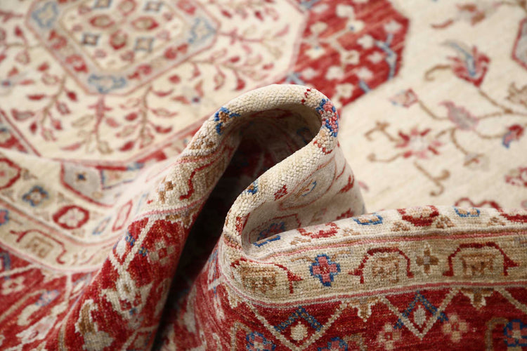 Traditional Hand Knotted Ziegler Farhan Wool Rug of Size 5'7'' X 8'0'' in Ivory and Red Colors - Made in Afghanistan