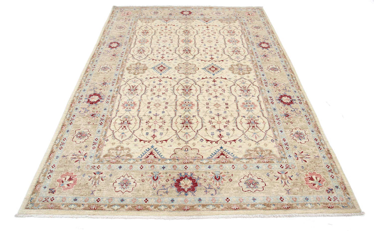 Traditional Hand Knotted Ziegler Farhan Wool Rug of Size 5'6'' X 8'3'' in Ivory and Gold Colors - Made in Afghanistan
