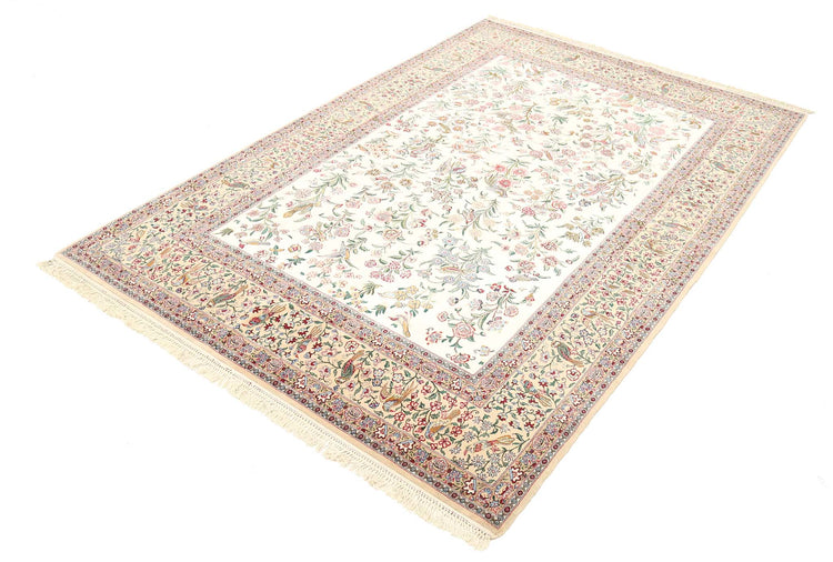 Masterpiece Hand Knotted Isfahan Isfahan Wool Rug of Size 5'2'' X 7'8'' in Ivory and Gold Colors - Made in Iran