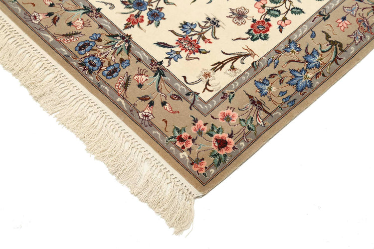 Masterpiece Hand Knotted Isfahan Isfahan Wool & Silk Rug of Size 2'9'' X 11'7'' in Ivory and Grey Colors - Made in Iran
