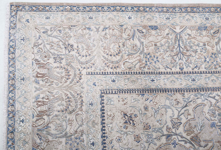 Persian Hand Knotted Nain Nain Wool Rug of Size 7'4'' X 11'11'' in Ivory and Ivory Colors - Made in Iran