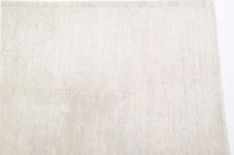 Traditional Hand Knotted Oushak Oushak Wool Rug of Size 9'2'' X 11'10'' in Ivory and Grey Colors - Made in Afghanistan