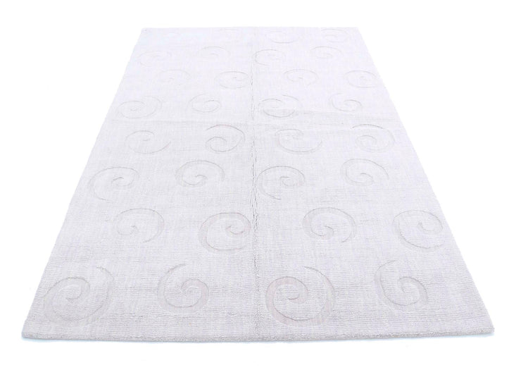 Modern Hand Made Texture Texture Wool Rug of Size 5'0'' X 7'11'' in Purple and Grey Colors - Made in India