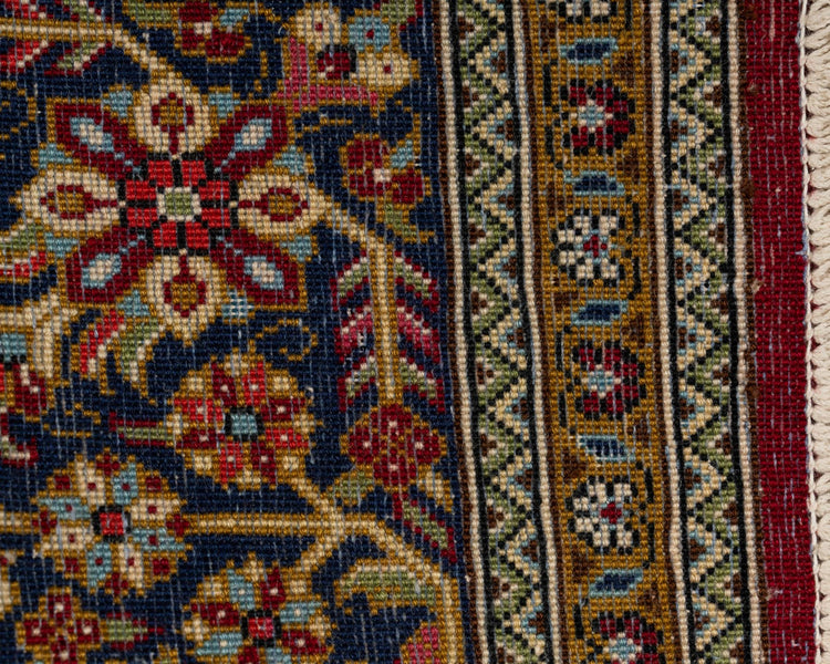 Hand knotted WOOL QUM 3'7" x 5'7"