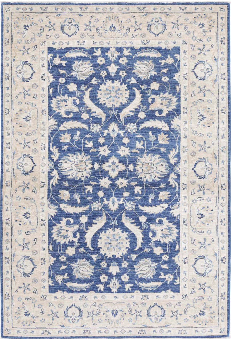 Hand Knotted Serenity Wool Rug - 3'10'' x 5'8''