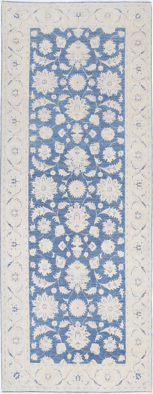 Hand Knotted Serenity Wool Rug - 3'11'' x 10'5''