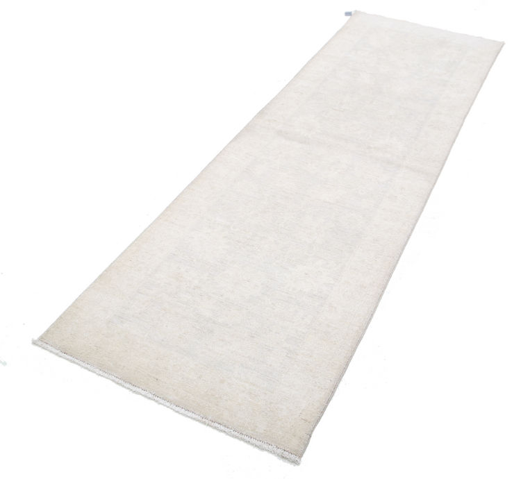 Hand Knotted Serenity Wool Rug - 2' 6" X 7' 11" 2' 6" X 7' 11" (76 X 241) / Ivory / Wool