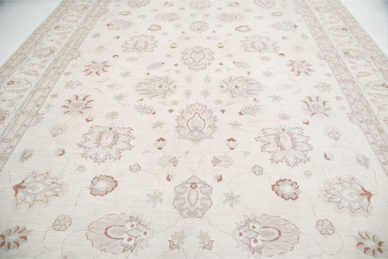 Hand Knotted Serenity Wool Rug - 11' 9" X 16' 10" 11' 9" X 16' 10" (358 X 513) / Ivory / Wool