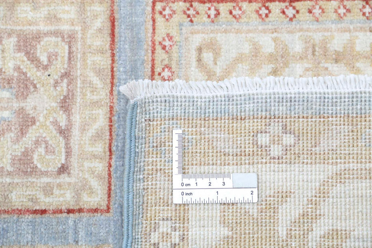 Hand Knotted Bakhtiari Wool Rug - 2'8'' x 9'10''