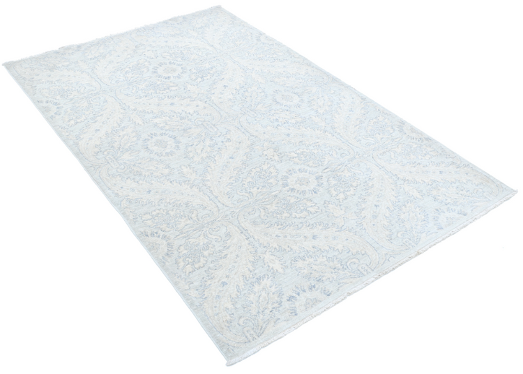 Hand Knotted Artemix Wool Rug - 4' 0" X 6' 2" 4' 0" X 6' 2" (122 X 188) / Ivory / Wool