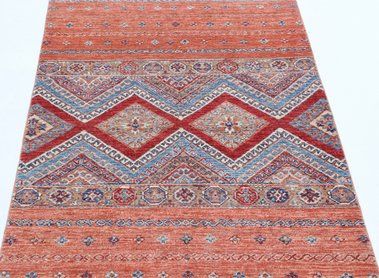 Hand Knotted Khurjeen Wool Rug - 3' 4" X 4' 9" 3' 4" X 4' 9" (101 X 145) / Multi / Wool