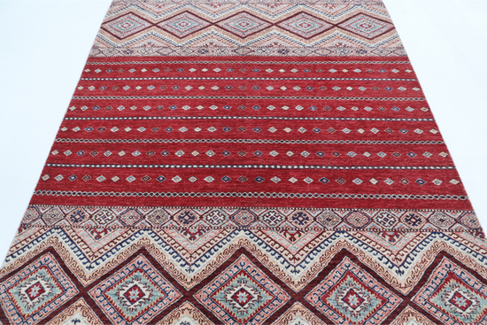 Hand Knotted Khurjeen Wool Rug - 5' 6" X 7' 2" 5' 6" X 7' 2" (168 X 219) / Multi / Wool