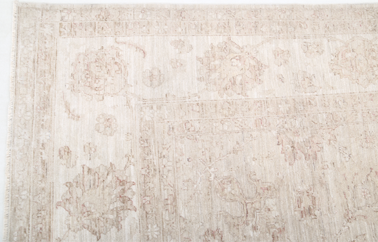 Hand Knotted Serenity Wool Rug - 9' 11" X 13' 7" 9' 11" X 13' 7" (302 X 414) / Ivory / Wool