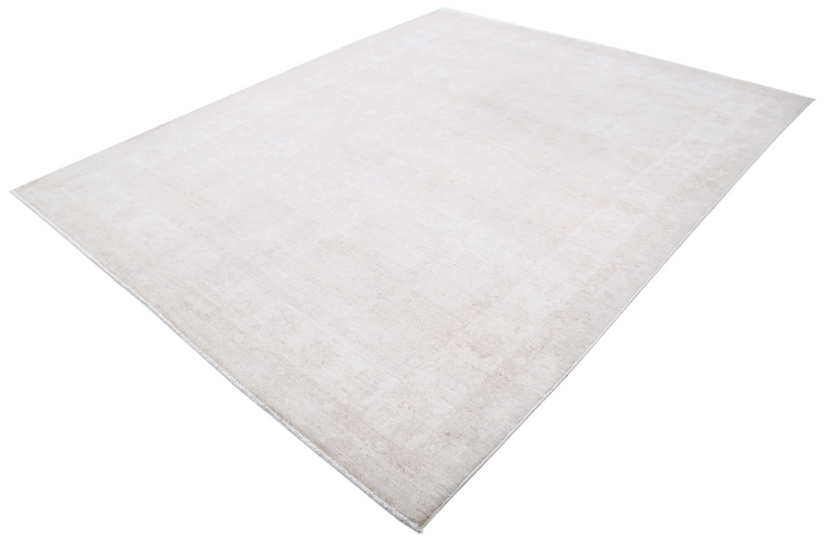 Hand Knotted Serenity Wool Rug - 7' 11" X 9' 11" 7' 11" X 9' 11" (241 X 302) / Grey / Wool