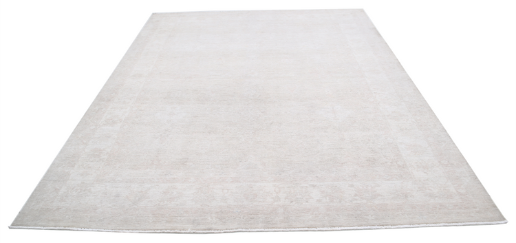 Hand Knotted Serenity Wool Rug - 7' 11" X 9' 11" 7' 11" X 9' 11" (241 X 302) / Grey / Wool