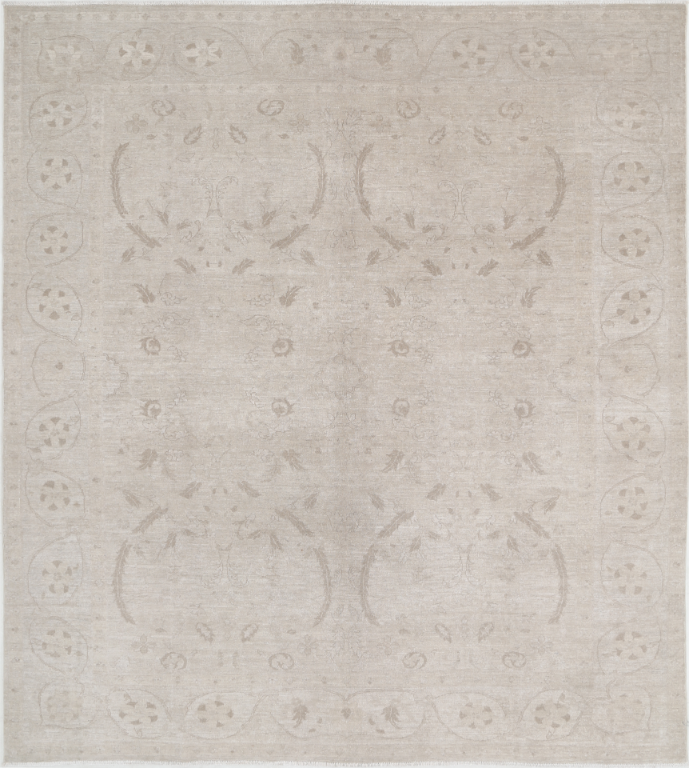 Hand Knotted Serenity Wool Rug - 7' 9" X 8' 7" 7' 9" X 8' 7" (236 X 262) / Ivory / Wool