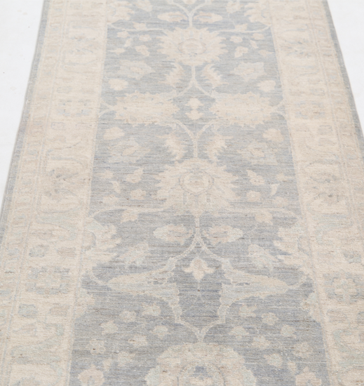 Hand Knotted Serenity Wool Rug - 2' 7" X 8' 4" 2' 7" X 8' 4" (79 X 254) / Grey / Wool