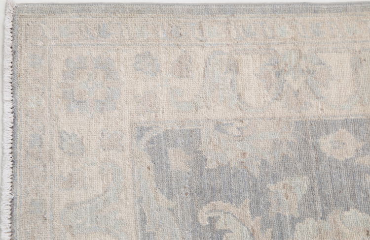 Hand Knotted Serenity Wool Rug - 2' 7" X 8' 4" 2' 7" X 8' 4" (79 X 254) / Grey / Wool