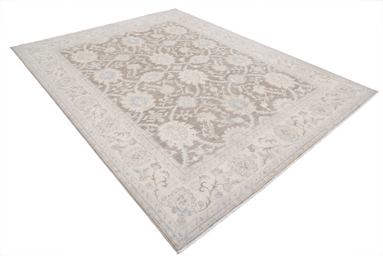 Hand Knotted Serenity Wool Rug - 7' 7" X 9' 9" 7' 7" X 9' 9" (231 X 297) / Brown / Wool