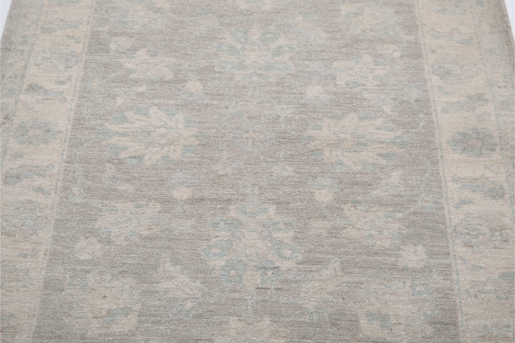 Hand Knotted Serenity Wool Rug - 3' 1" X 4' 7" 3' 1" X 4' 7" (94 X 140) / Brown / Wool