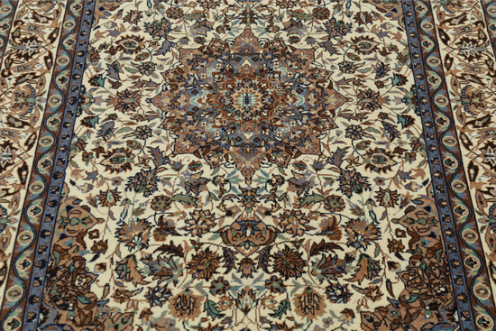 Hand Knotted Heritage Wool Rug - 4' 0" X 5' 11" 4' 0" X 5' 11" (122 X 180) / Ivory / Wool