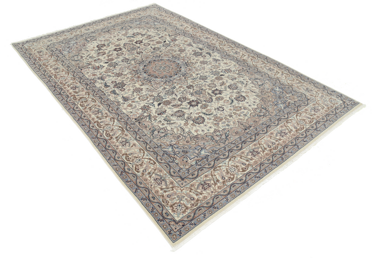 Hand Knotted Heritage Wool Rug - 5' 11" X 8' 11" 5' 11" X 8' 11" (180 X 272) / Ivory / Wool