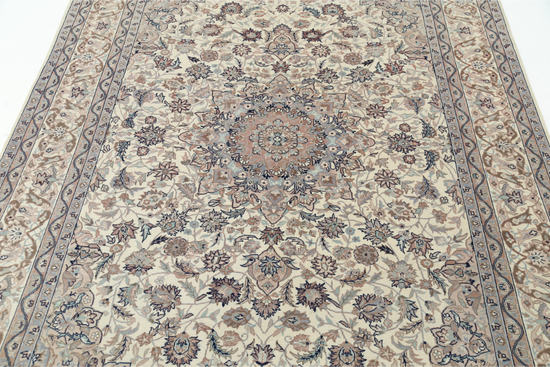 Hand Knotted Heritage Wool Rug - 5' 11" X 8' 11" 5' 11" X 8' 11" (180 X 272) / Ivory / Wool