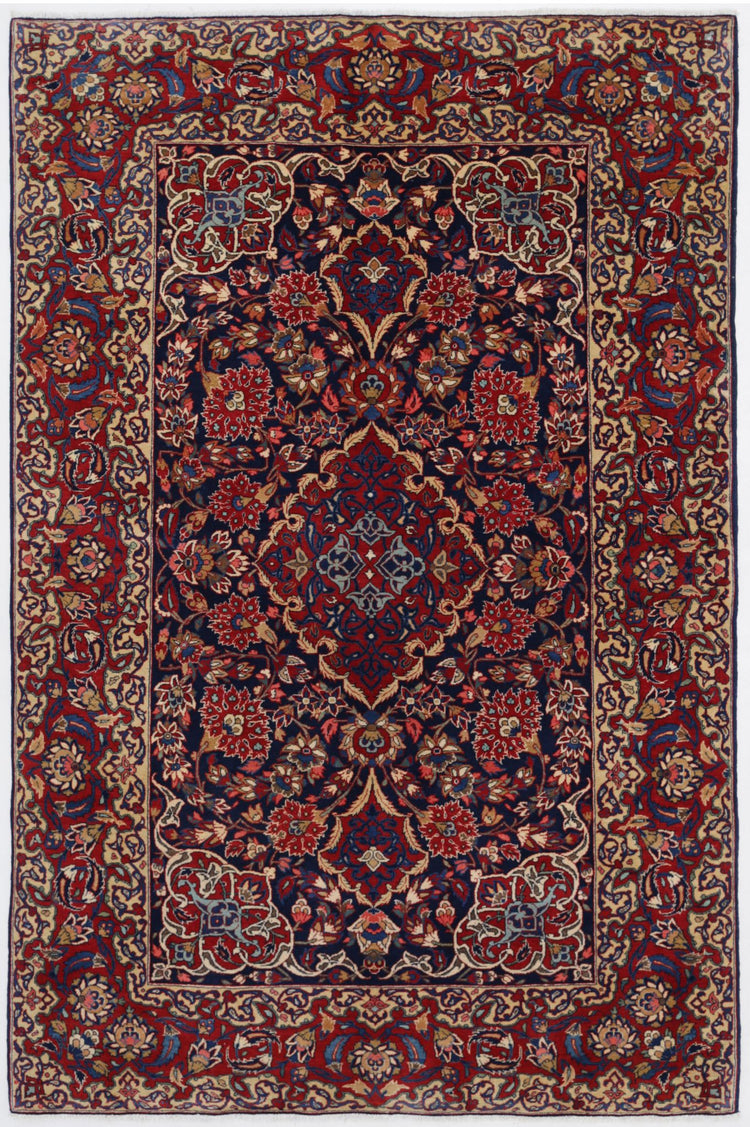 Hand Knotted Persian Kashan Wool Rug - 4'4'' x 6'9''