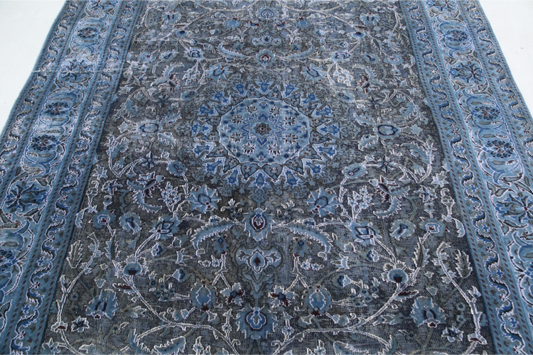 Hand Knotted Vintage Wool Rug - 6' 5" X 9' 2" 6' 5" X 9' 2" (196 X 280) / Blue / Wool