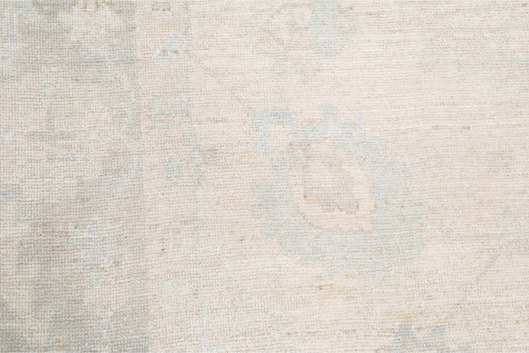 Hand Knotted Oushak Wool Rug - 8' 1" X 10' 0" 8' 1" X 10' 0" (246 X 305) / Ivory / Wool