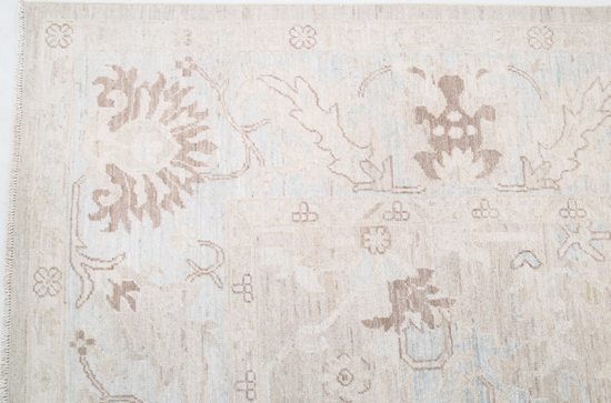 Hand Knotted Oushak Wool Rug - 8' 8" X 11' 7" 8' 8" X 11' 7" (264 X 353) / Ivory / Wool