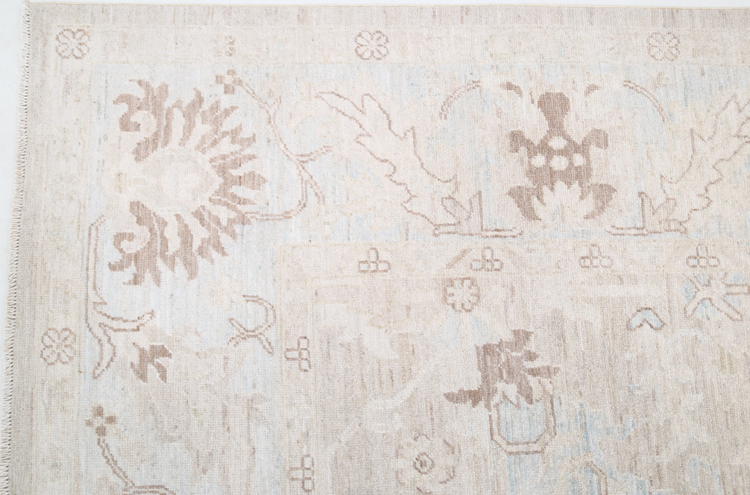 Hand Knotted Oushak Wool Rug - 8' 8" X 11' 7" 8' 8" X 11' 7" (264 X 353) / Ivory / Wool