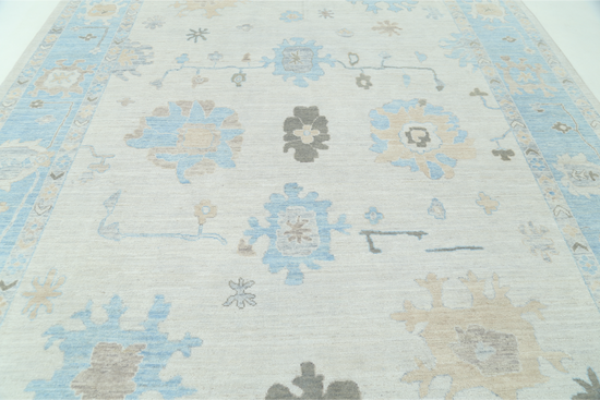 Hand Knotted Oushak Wool Rug - 9' 4" X 12' 2" 9' 4" X 12' 2" (284 X 371) / Ivory / Wool