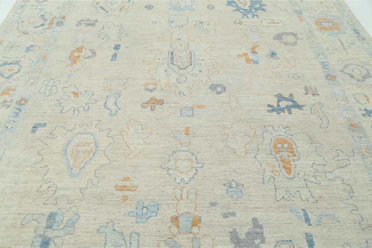 Hand Knotted Oushak Wool Rug - 8' 11" X 11' 9" 8' 11" X 11' 9" (272 X 358) / Taupe / Wool