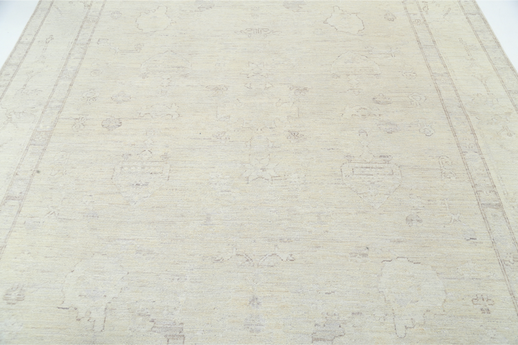 Hand Knotted Oushak Wool Rug - 7' 11" X 9' 3" 7' 11" X 9' 3" (241 X 282) / Taupe / Wool