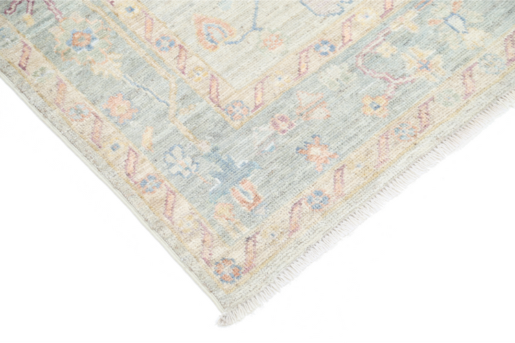 Hand Knotted Oushak Wool Rug - 4' 11" X 7' 3" 4' 11" X 7' 3" (150 X 221) / Silver / Wool