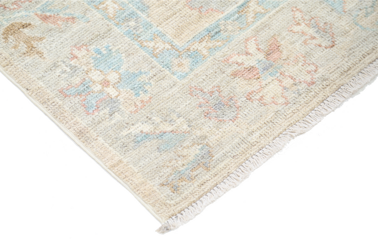 Hand Knotted Oushak Wool Rug - 4' 0" X 6' 0" 4' 0" X 6' 0" (122 X 183) / Taupe / Wool