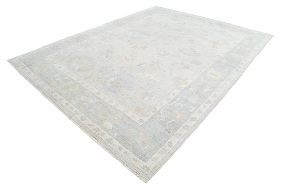 Hand Knotted Oushak Wool Rug - 9' 1" X 11' 9" 9' 1" X 11' 9" (277 X 358) / Silver / Wool