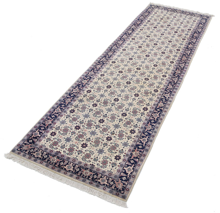 Hand Knotted Heritage Fine Persian Style Wool Rug - 2'7'' x 7'11''
