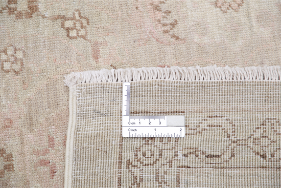 Hand Knotted Serenity Wool Rug - 8' 10" X 12' 1" 8' 10" X 12' 1" (269 X 368) / Ivory / Wool