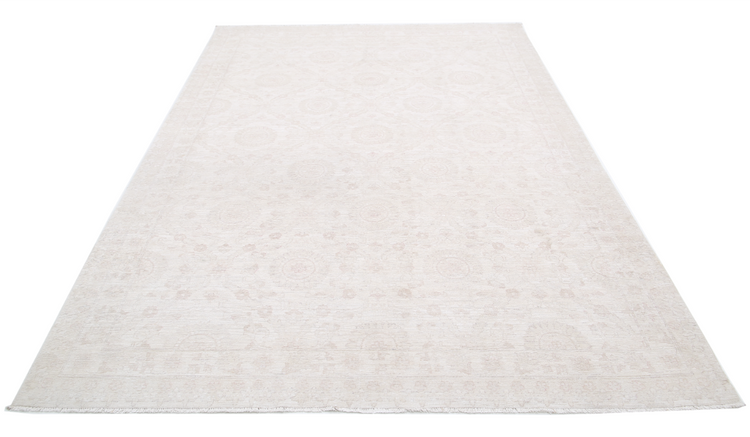 Hand Knotted Serenity Wool Rug - 6' 7" X 9' 4" 6' 7" X 9' 4" (201 X 284) / Ivory / Wool